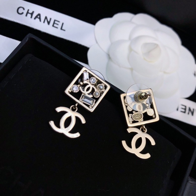 Ch**el earrings